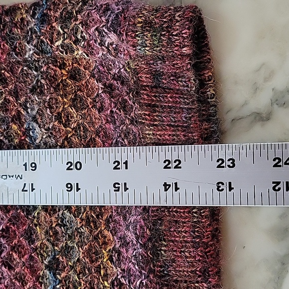 Sweater - Picture 7 of 8